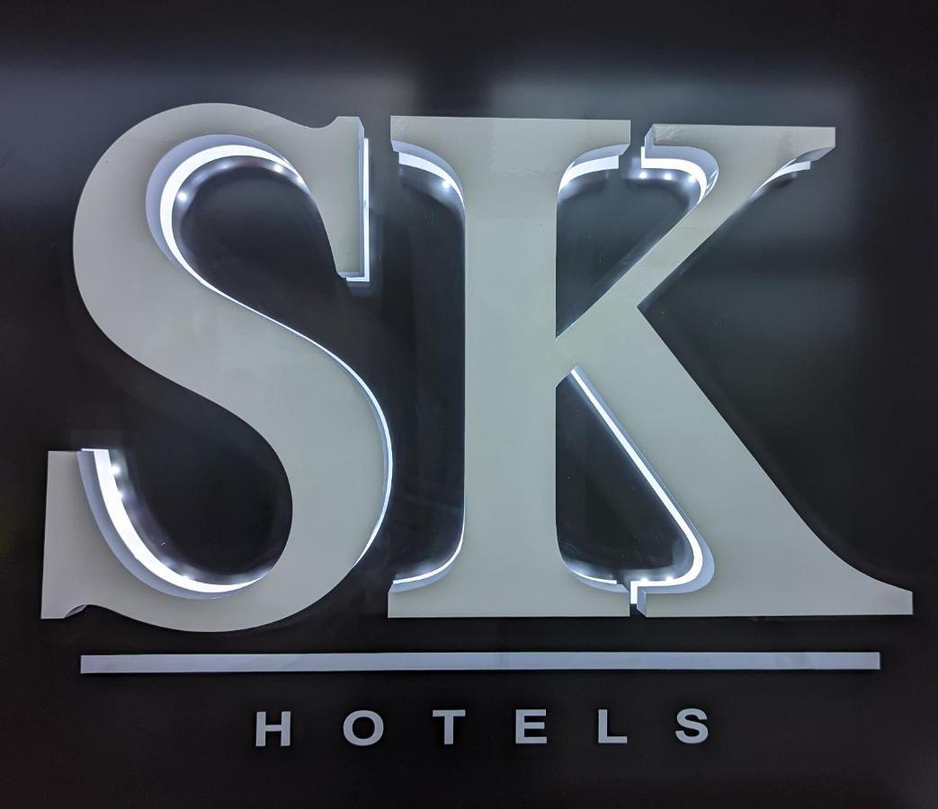 Sk Heathrow Hotel Hayes  Buitenkant foto
