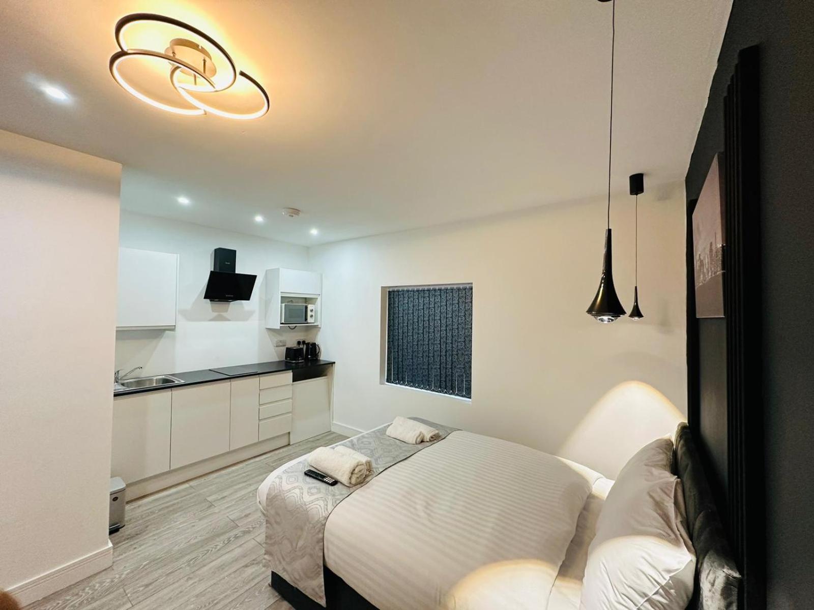 Sk Heathrow Hotel Hayes  Buitenkant foto