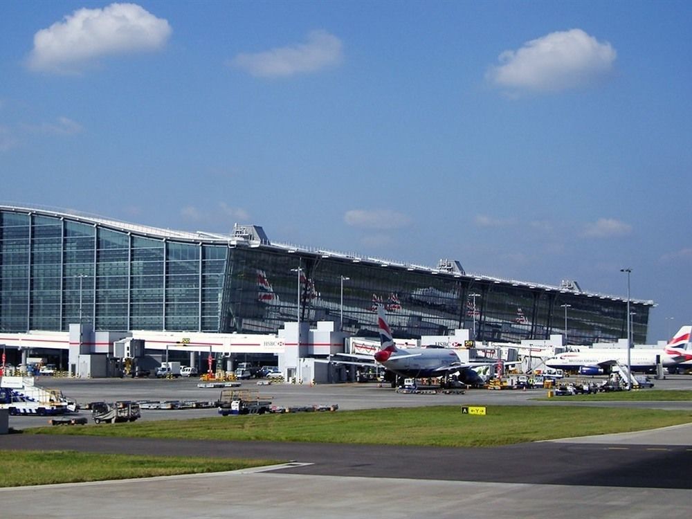Sk Heathrow Hotel Hayes  Buitenkant foto